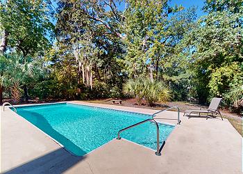 Large Private Pool on the Lagoon