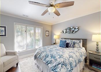 Guest Bedroom with Queen