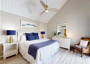 Guest Bedroom with King Size Bed