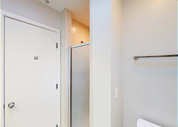 En-suite Guest Bathroom with Standalone Shower