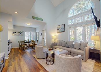 Spacious Floor Plan