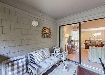 Outdoor Seating