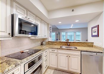 Fully Stocked Kitchen
