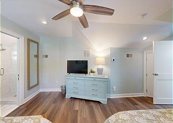 3rd Floor Guest Bedroom with HDTV