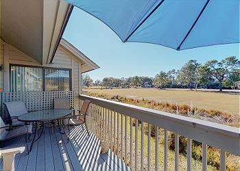 Outdoor Dining with Views of the George Fazio Golf Course