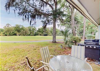 Outdoor Dining with Propane Grill