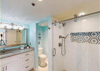 En-Suite Guest Bathroom