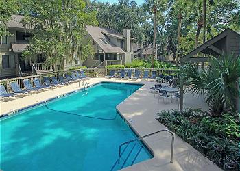 Fazio Community Pool