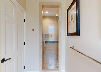 En-suite Guest Bathroom with Tiled Walk-in Shower