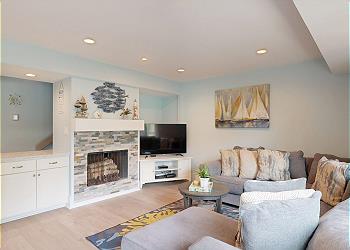 Living Room with HDTV