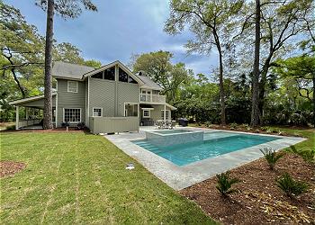 Private Pool and Spa