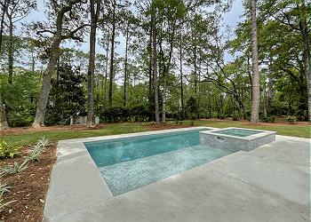 Private Pool and Spa