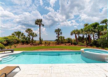 Private Pool and Spa