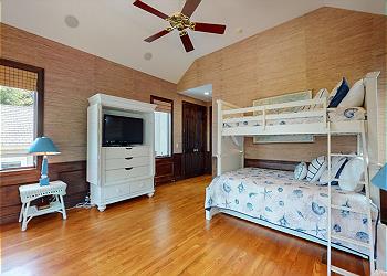 Bonus Room with HDTV
