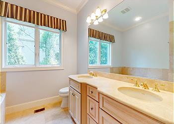 En-Suite Bathroom with Double Sink Vanity