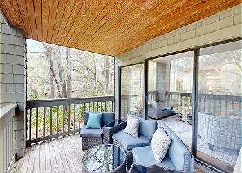 Private Deck with Outdoor Seating