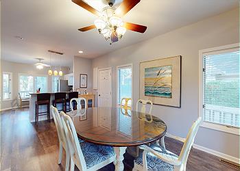 Dining Room with Seating for Eight