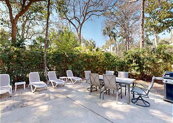 Outdoor Dining with Propane Grill