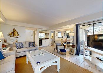 Living Room with HDTV