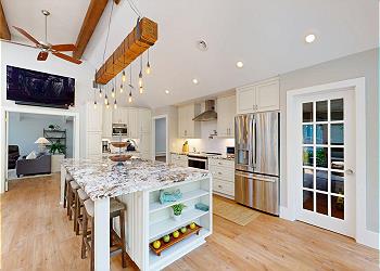 Fully Stocked Gourmet Kitchen