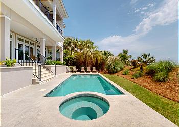 Private Pool and Spa