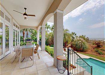 Outdoor Seating