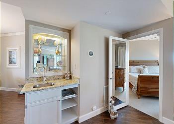 Wet Bar