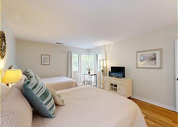 Suite 1 with HDTV