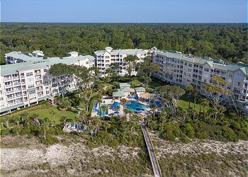 Aerial View of Hampton Place Community
