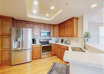 Fully Stocked Kitchen