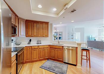 Fully Stocked Kitchen