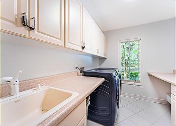 Full Size Washer and Dryer