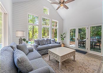 Seating Area Off Kitchen