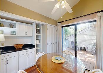 Breakfast Nook