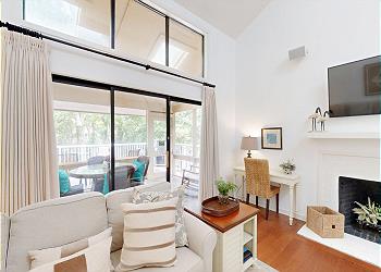 Living Room Slider to Screened-in Porch