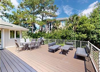 Private Deck with Outdoor Seating