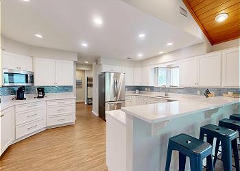 Countertop Seating for Four