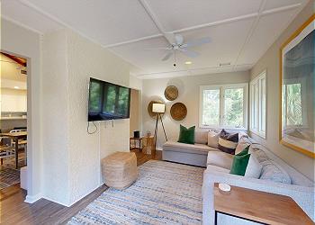 Carolina Room with HDTV