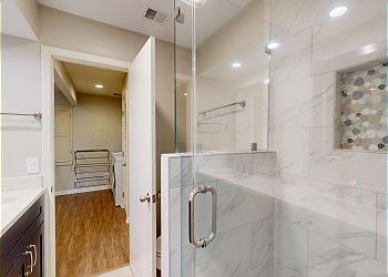 En-Suite Guest Bathroom with Tiled Walk-in Shower