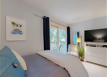 Guest Bedroom with Private Balcony