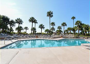 Captains Walk Community Pool