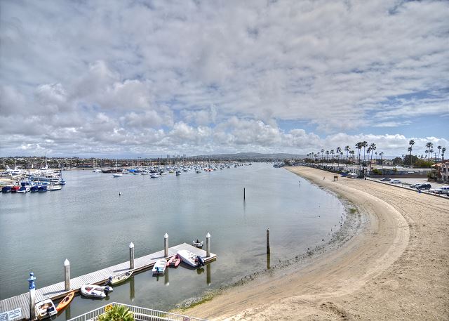 Gorgeous Newport Harbor