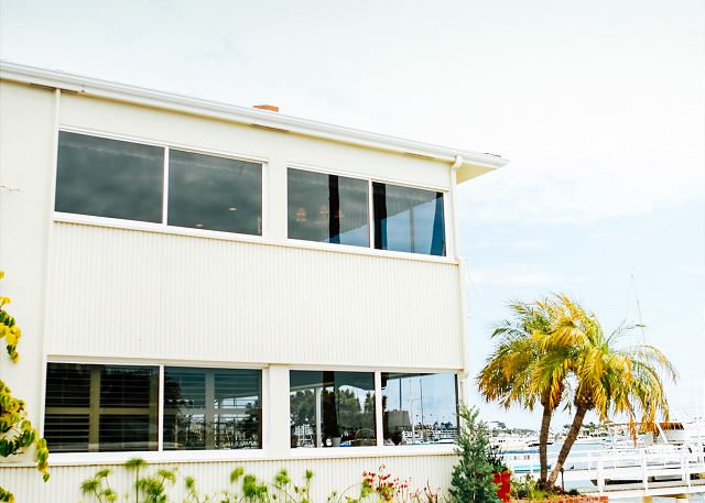 Exterior of 1400 South Bayfront