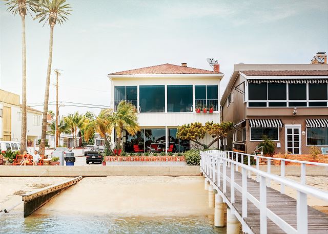 Welcome to 1400 South Bayfront