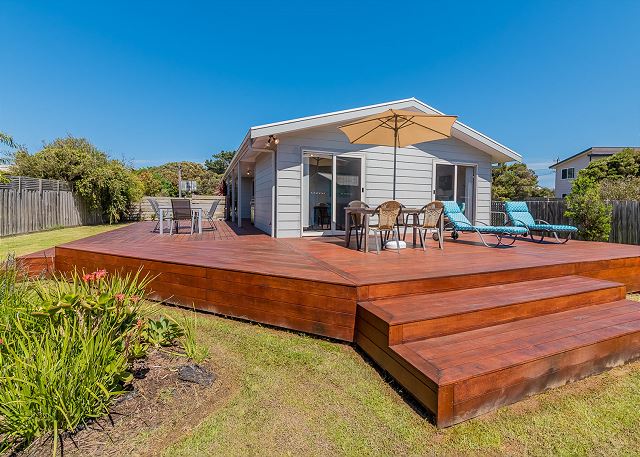 2 Dixon Street, Surf Beach