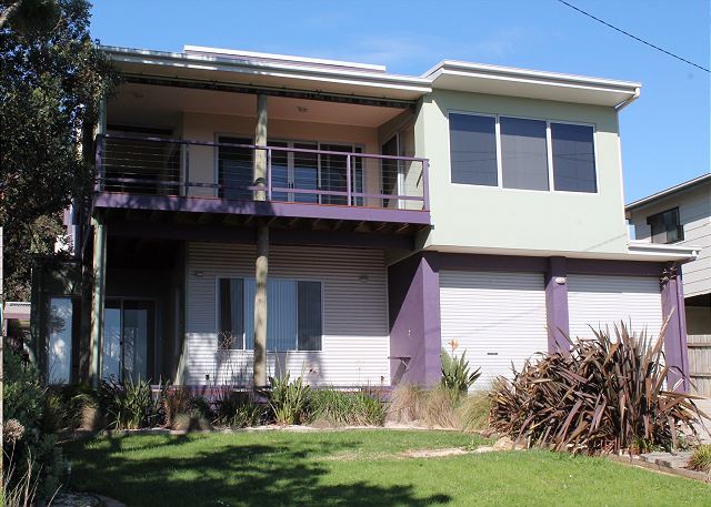 Red Rocks Road, Beach House in Cowes