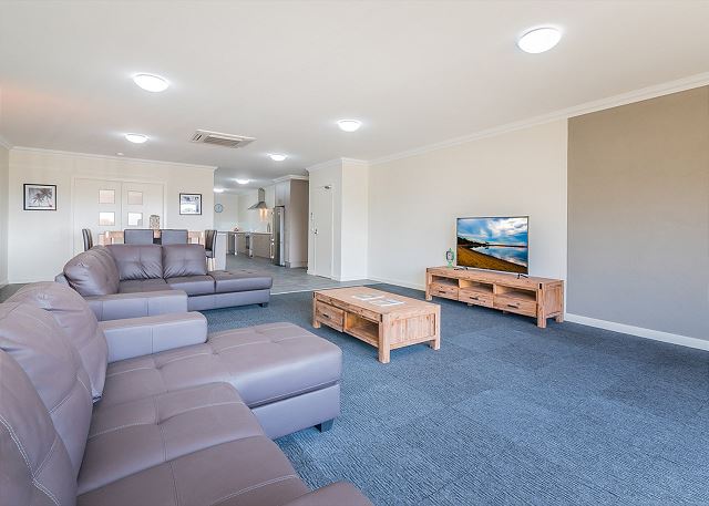 4-83 Thompson Avenue, Cowes