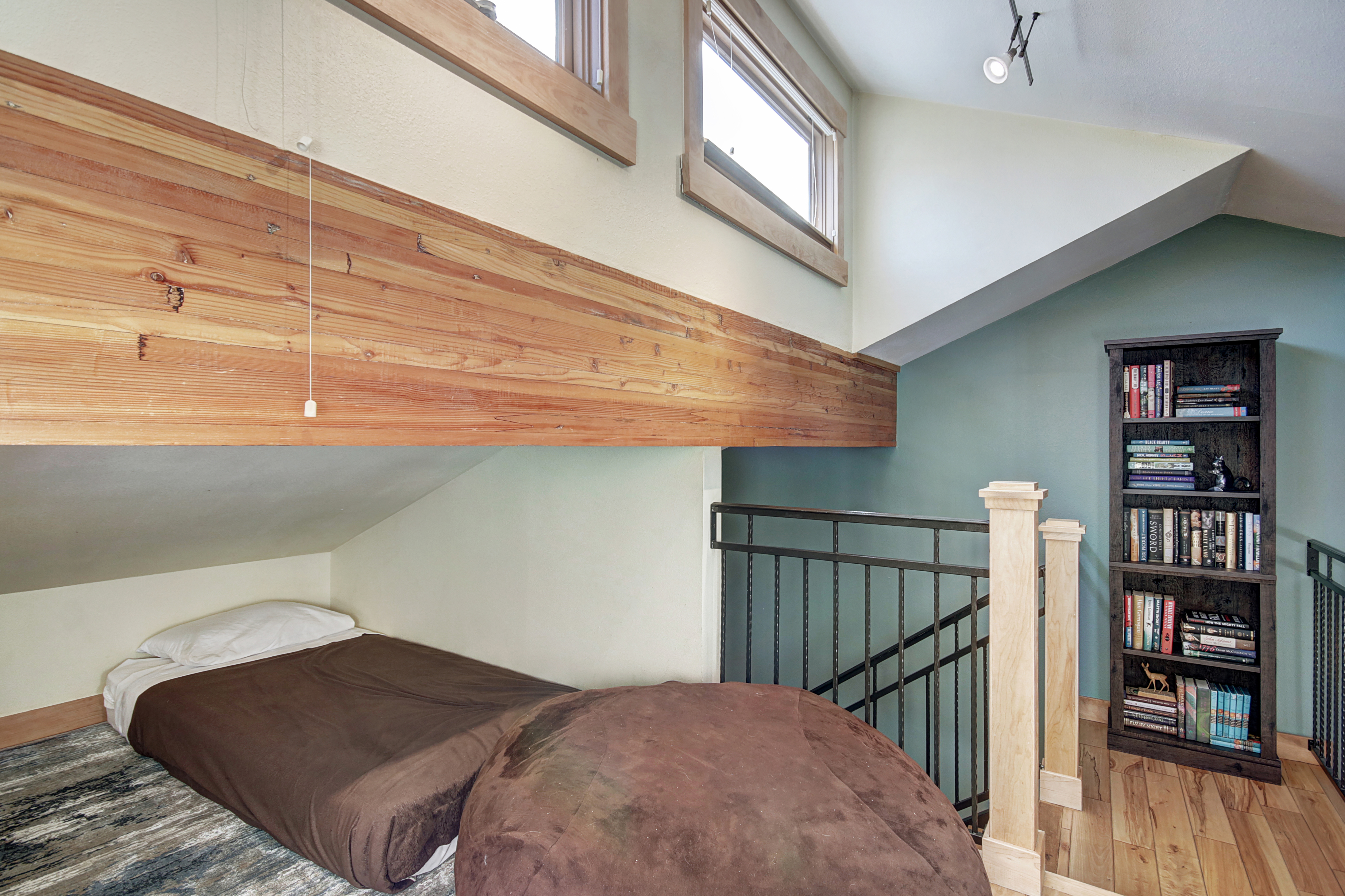 One Queen and one Twin bed are located in the upper level loft - 4 O’Clock Lodge D26 Breckenridge Vacation Rental