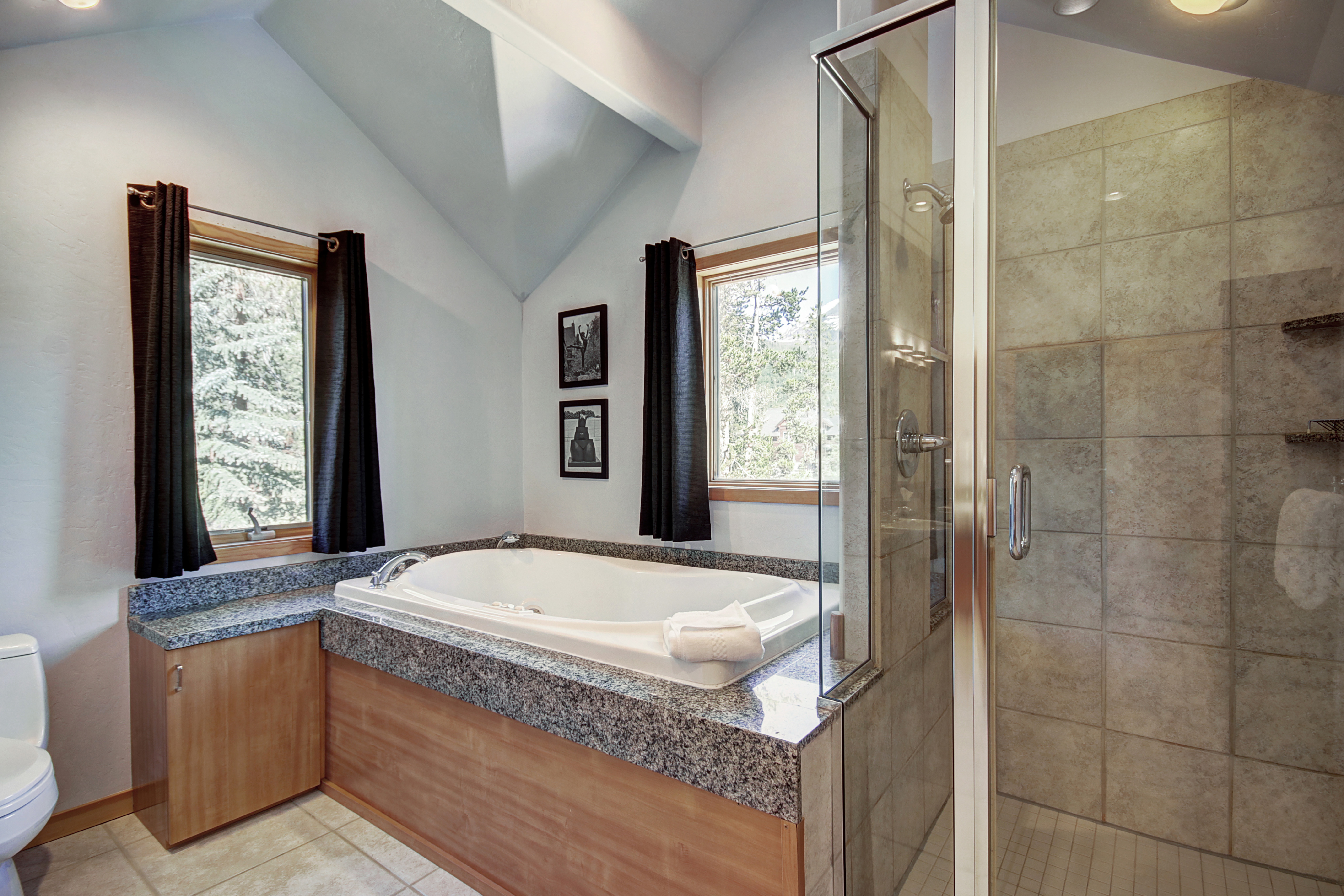 Relax in this spacious jetted tub while taking in the beautiful views. - Buffalo Mountain Vista Frisco Vacation Rental