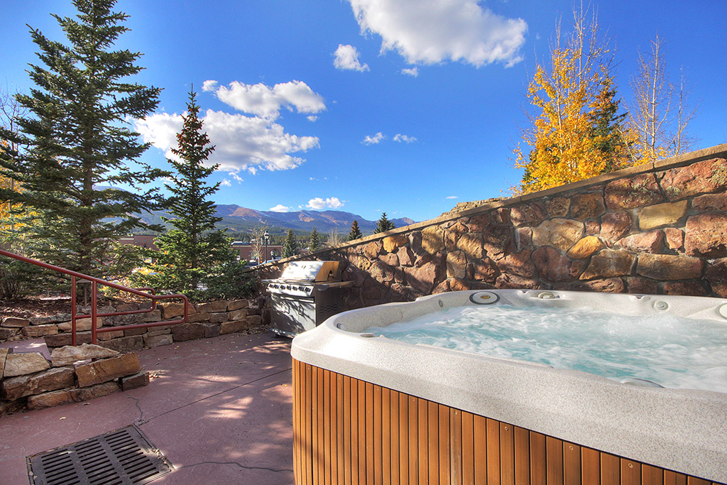 Shared grill and hot tub access